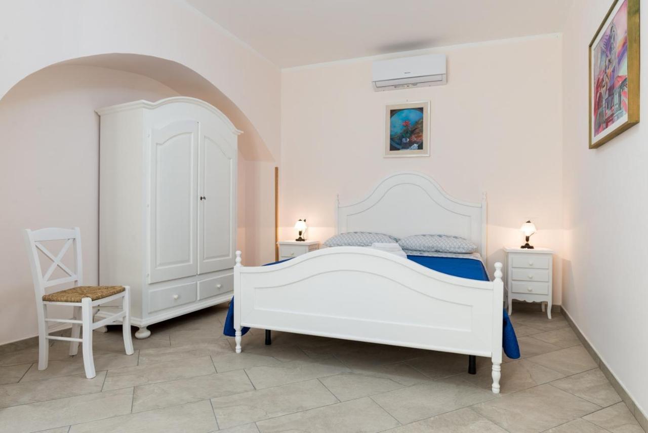 Casa Vacanza Rosy Di Guida Rosy Giungano Екстер'єр фото
