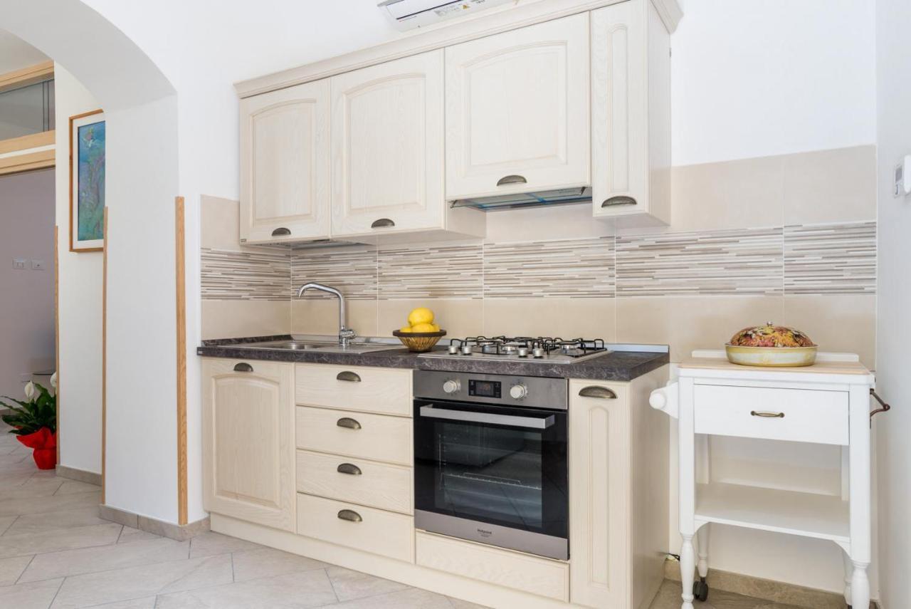 Casa Vacanza Rosy Di Guida Rosy Giungano Екстер'єр фото