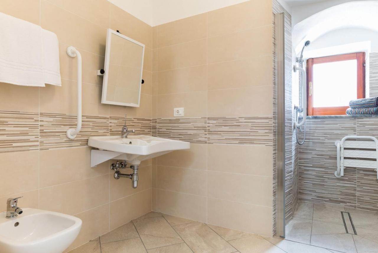 Casa Vacanza Rosy Di Guida Rosy Giungano Екстер'єр фото